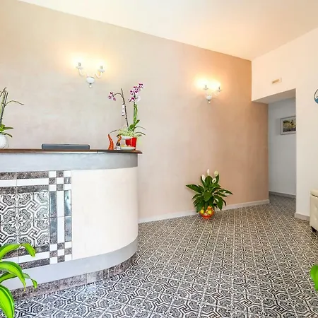 Valle D'amalfi بيت ضيافة 4*