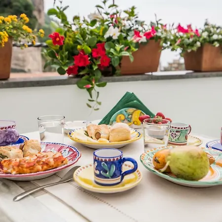 ゲストハウス Valle D'amalfi アマルフィ