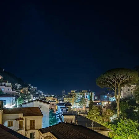 Valle D'amalfi ゲストハウス 2*